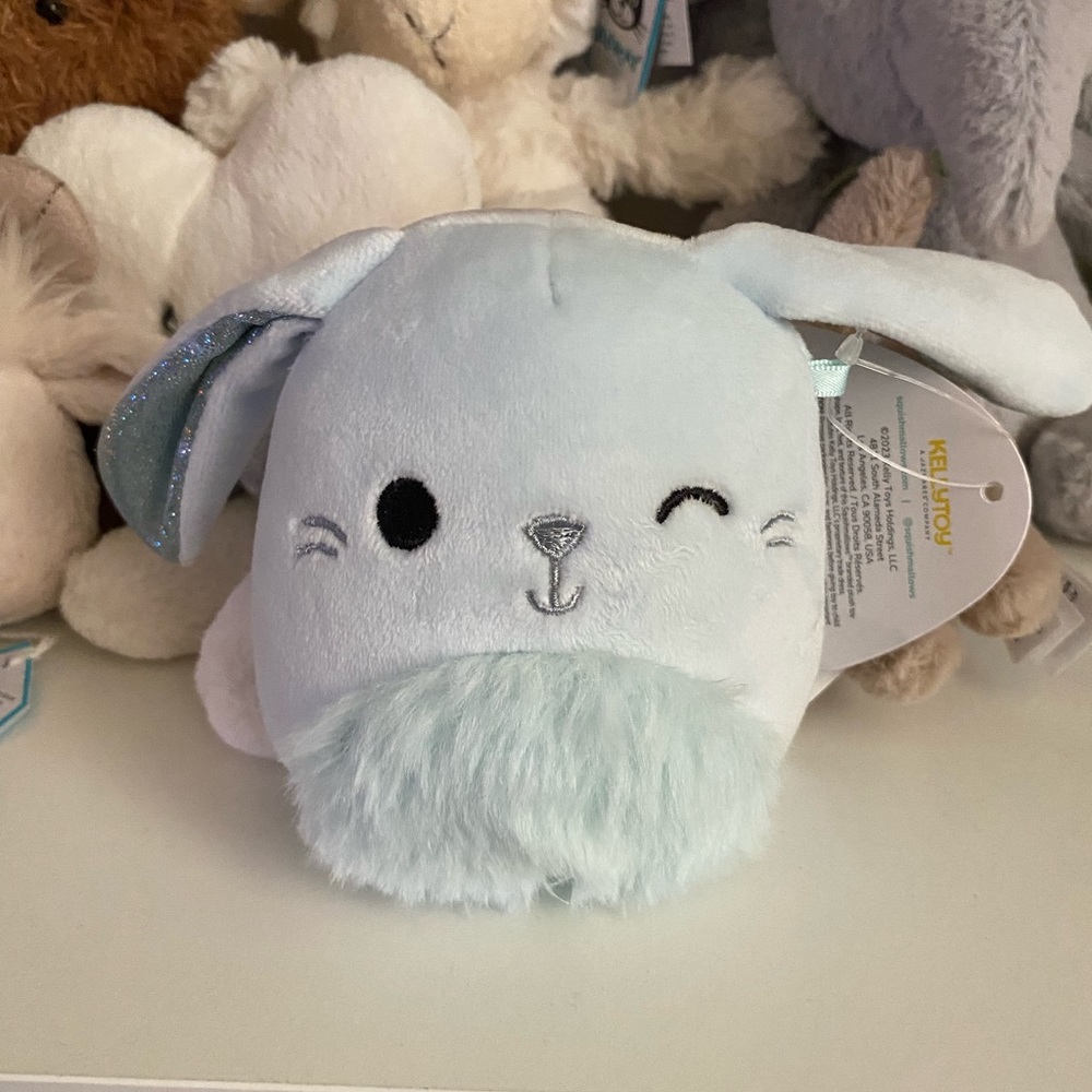 squishmallow • 5 in bastion